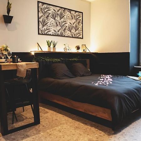 Love Room, La Douce Angevine Angers Eksteriør bilde
